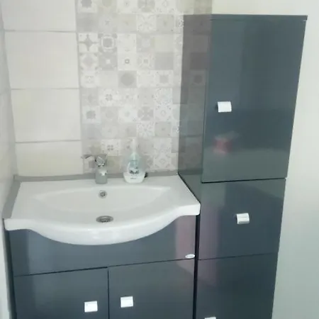 Corner Munkas