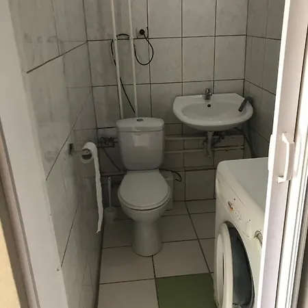 Corner Munkas
